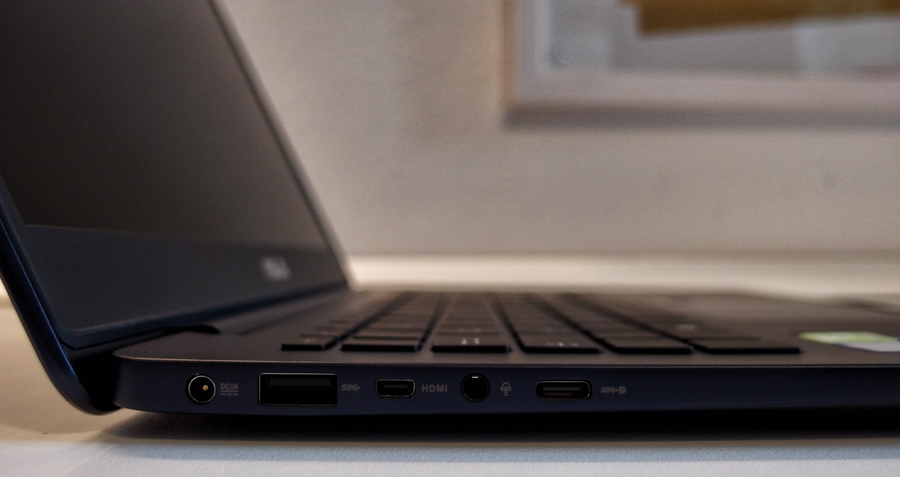 Porte lato sinistro Zenbook UX430UQ