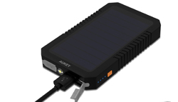 AUKEY caricabatterie portatile solare 12000 mAh AUKEY caricabatterie portatile solare 12000 mAh