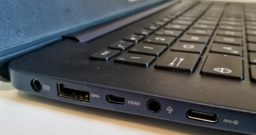 Porte connessione lato sinistro Asus UX430UN